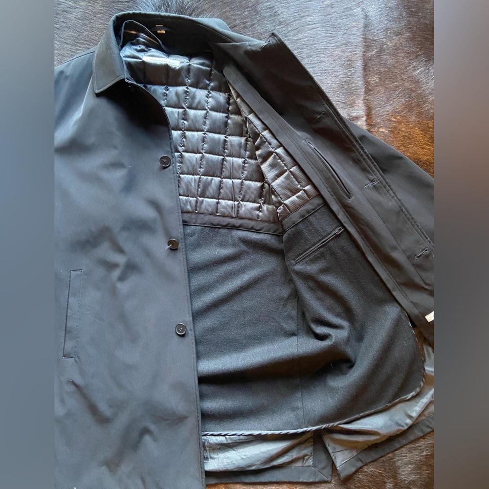 Kenneth Cole Raincoat - Picture 3 of 3